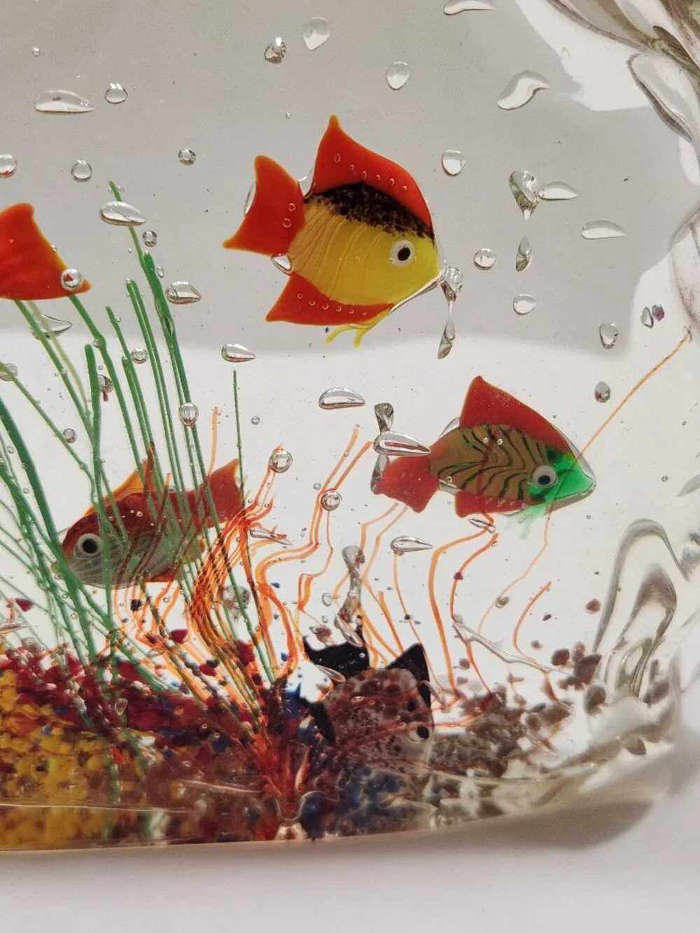 Vintage Signed Murano Glass Aquarium 6-Fish Sculpture Wave Molded Label #7726